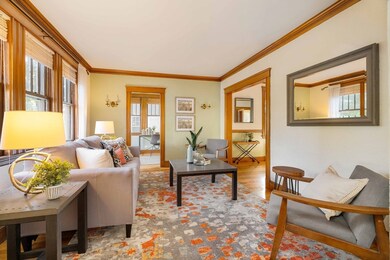 29 Bourne St, Jamaica Plain, MA 02130 - photo 3