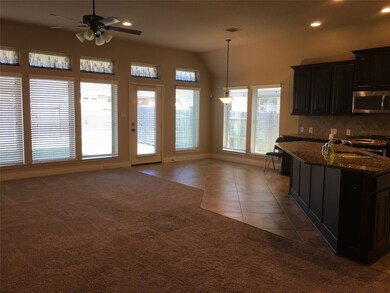 1827 Majestic Falls Ln, Richmond, TX 77469 - photo 5