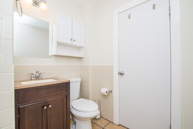 19 Wheelock St unit 3, Winthrop, MA 02152 - photo 3