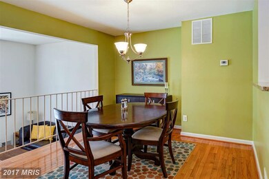11855 Dunlop Ct, Reston, VA 20191 - photo 6