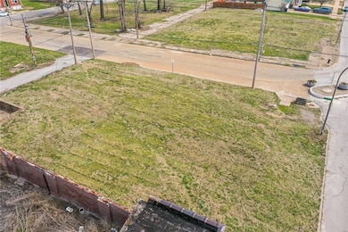 1901 Benton St, St. Louis, MO 63106 - photo 6