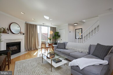 941 S Scott St unit 2, Arlington, VA 22204 - photo 4