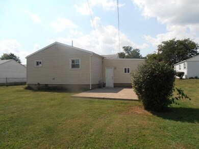 128 N 26th 008