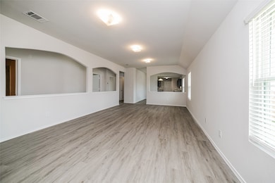 416 Brushback Dr, Huntsville, TX 77320 - photo 2