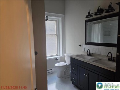 121 S Main St unit 3, Alburtis, PA 18011 - photo 5