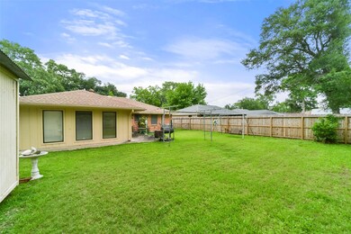 2223 Libbey Dr, Houston, TX 77018 - photo 4
