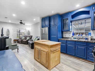 1507 N Preston St, Ennis, TX 75119 - photo 6