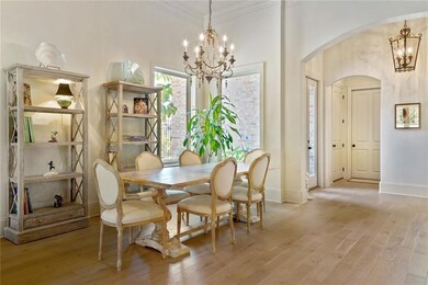 The dining area overlooks the New Orleans style pr