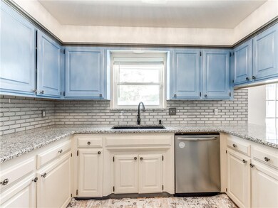 2605 NW 121st St, Oklahoma City, OK 73120 - photo 7