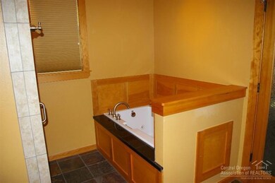 unlisted-address, Redmond, OR 97756 - photo 7