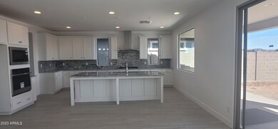 lot 104 kitchen