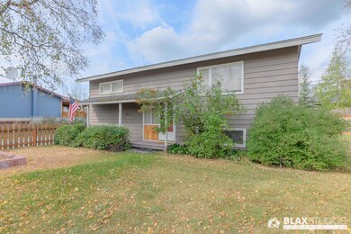 7605 E 17th Ave, Anchorage, AK 99504 - photo 2