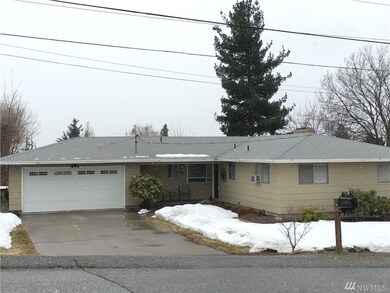 626 13th St NE, East Wenatchee, WA 98802 - photo 6