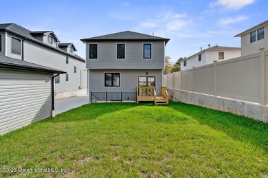 5639 Amboy Rd, Staten Island, NY 10309 - photo 4