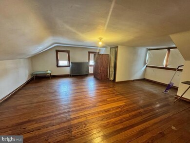 1430 Linden St, Reading, PA 19604 - photo 3