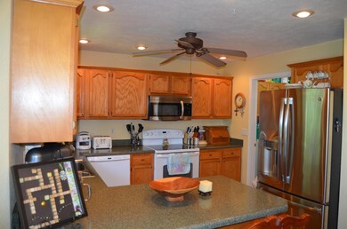 Beautiful Oak Cabinets