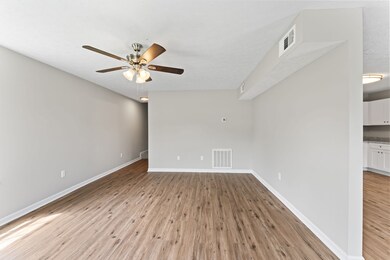 414 Quarry St, Shelbyville, TN 37160 - photo 4