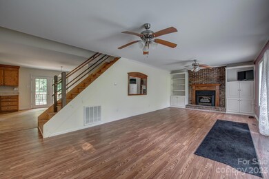 1046 Manchester Dr, Shelby, NC 28152 - photo 5