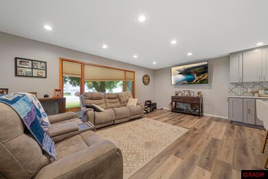 255 W 7th St, Gibbon, MN 55335 - photo 6