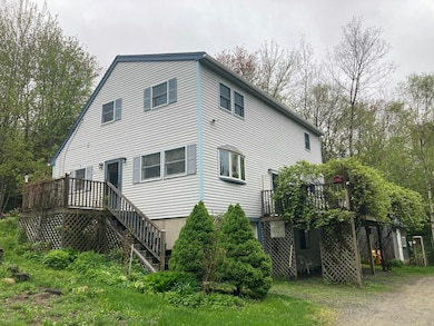 Side entrance from driveway.