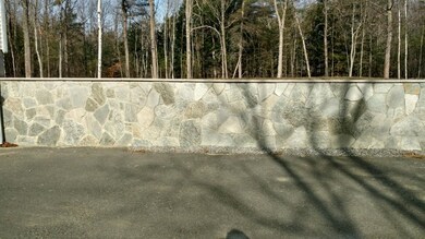 56 Heather Cir, Auburn, NH 03032 - photo 4