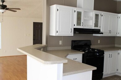 Kitchen Breakfast Bar