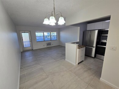 98 Northampton E unit 980, West Palm Beach, FL 33417 - photo 4