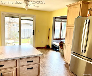 39852 Southpointe Ave, Harrison Township, MI 48045 - photo 3