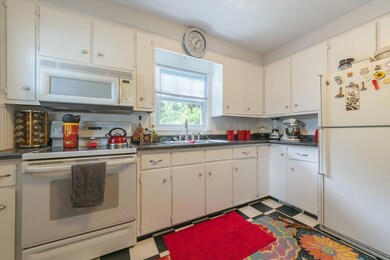 Lorraine_Ave_2922_08
