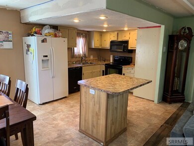 239 Bond Rd, Blackfoot, ID 83221 - photo 5