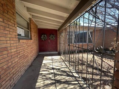 1600 Vista de Oro Dr, El Paso, TX 79935 - photo 5