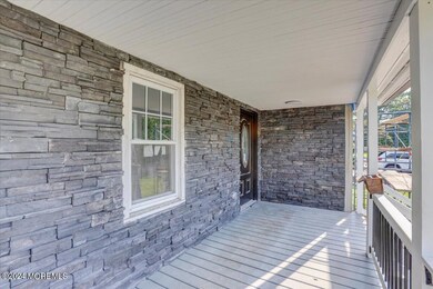 06-Front Porch