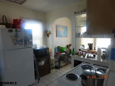 513 E 18th St, Scottsbluff, NE 69361 - photo 4