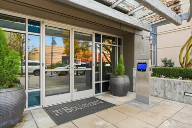 The Boulevard Bldg unit 108, Kirkland, WA 98033 - photo 2