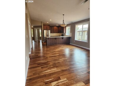 2939 NW 2nd St, McMinnville, OR 97128 - photo 7