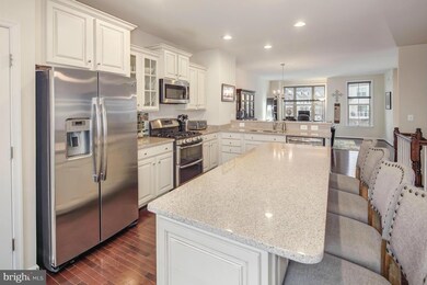 1405 Occoquan Heights Ct, Occoquan, VA 22125 - photo 3