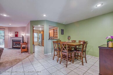 12 Atrium Way Manalapan-small-004-24-Liv