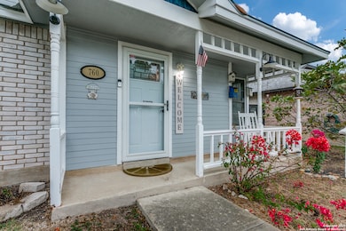 760 Garden Meadow, Universal City, TX 78148 - photo 4