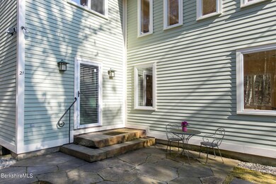 Stone patio, Entry