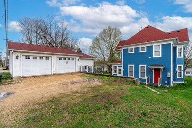 211 S Clay St, Mount Carroll, IL 61053 - photo 5