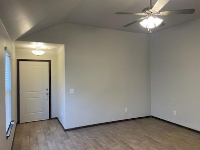 616 Marlin Ct, Chickasha, OK 73018 - photo 5