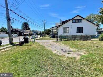 2700 Edgmont Ave unit B, Brookhaven, PA 19015 - photo 4