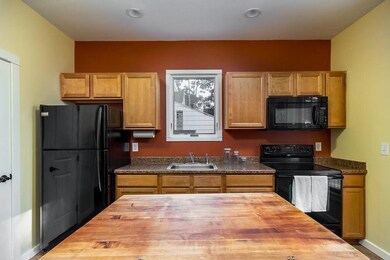 522 S Gharkey St, Muncie, IN 47305 - photo 7