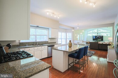 14 Graveswood Ct, Parkville, MD 21234 - photo 6