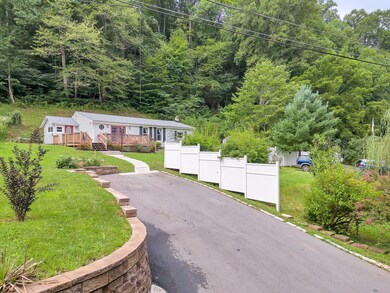 3951 Gladden Rd, Salem, VA 24153 - photo 2