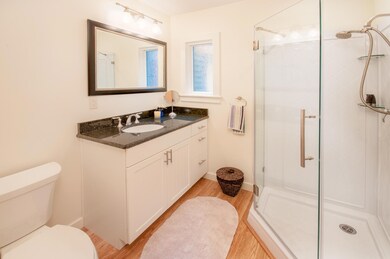 bathroomweb