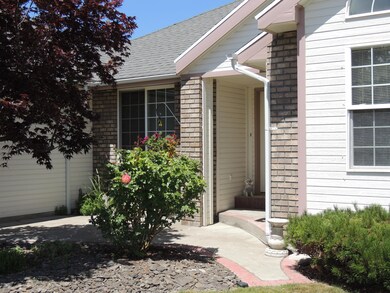 G front door entry