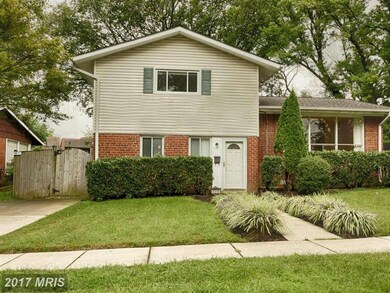 5318 Bangor Dr, Kensington, MD 20895 - photo 2