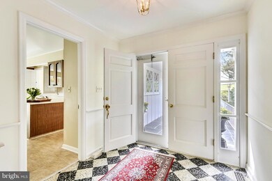 2409 Ravenview Rd, Lutherville Timonium, MD 21093 - photo 3