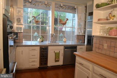 18 River Dr, Annapolis, MD 21403 - photo 7